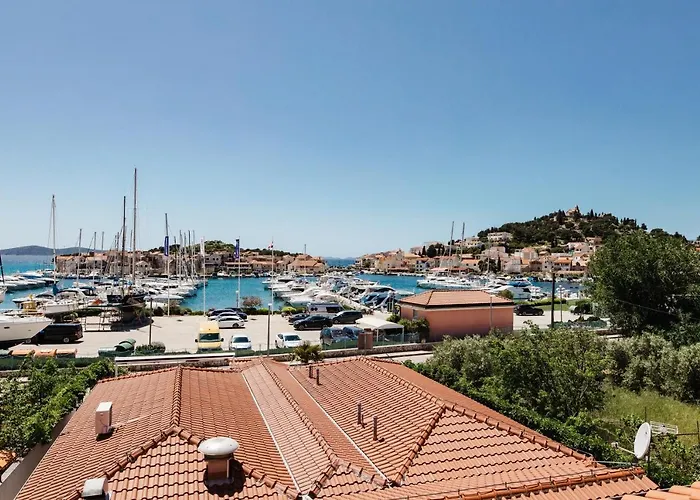 Tribunj (Sibenik-Knin) Hotels