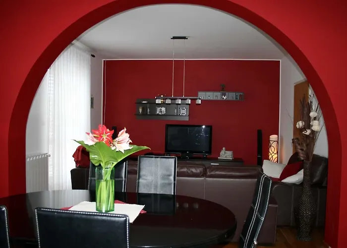 Sibenik Pet Friendly Lodging and Hotels near Market Sibenik