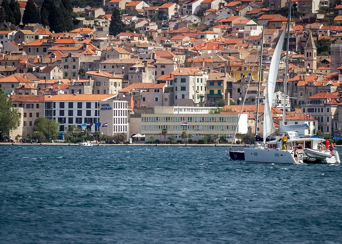 Sibenik 3 Star Hotels near Hrvatsko nacionalno svetiste sv. Nikole Tavilica